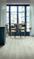 TORLYS - Parklane Collection - Venice Oak Light